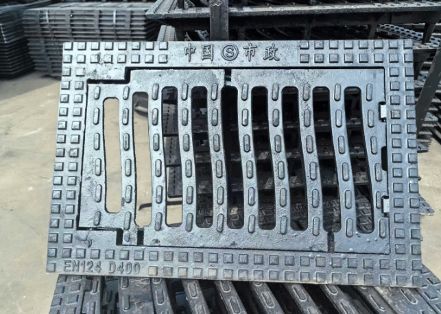 覃塘球墨铸铁市政雨水篦子展示